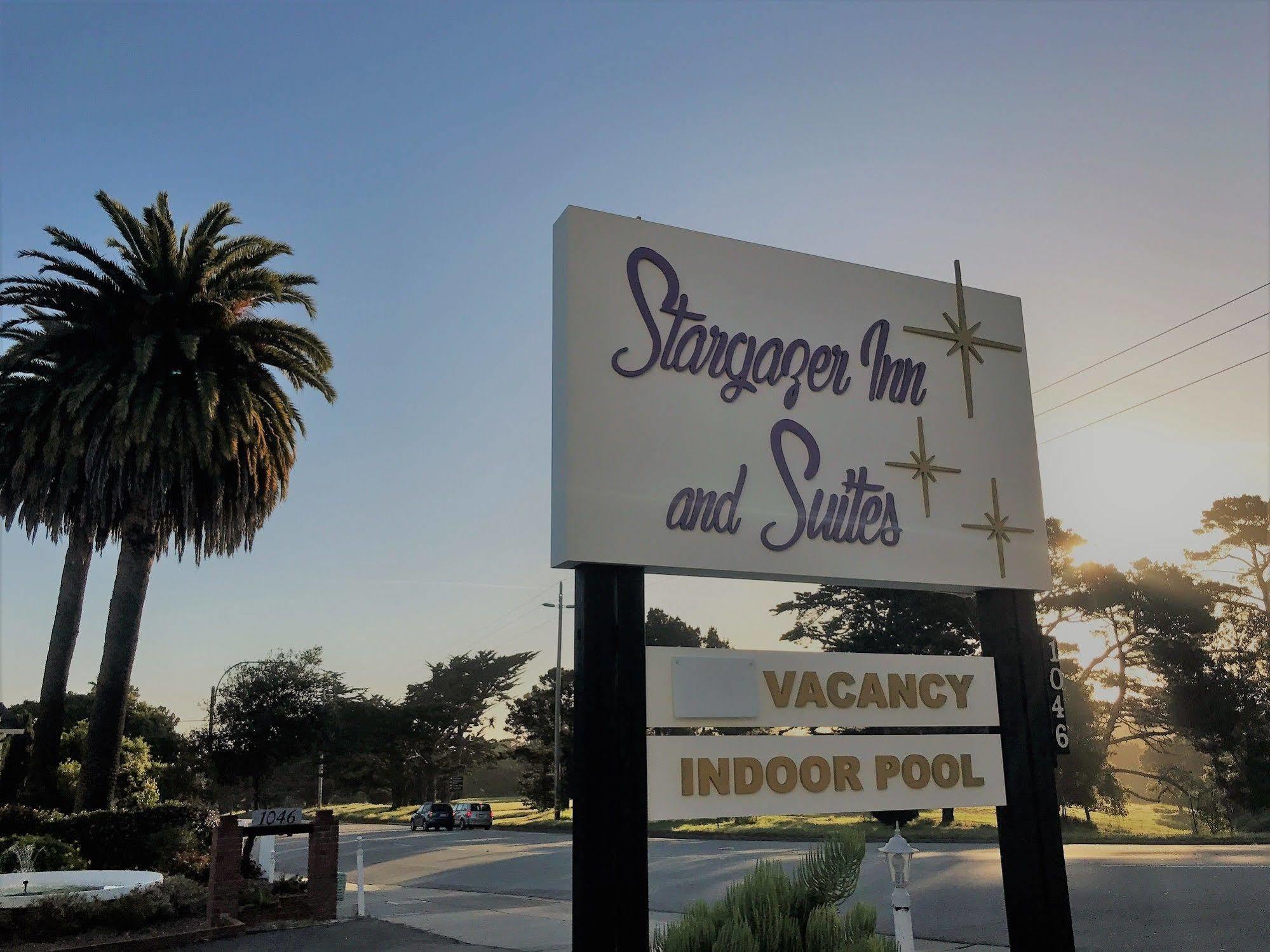Stargazer Inn And Suites Монтерей Екстериор снимка